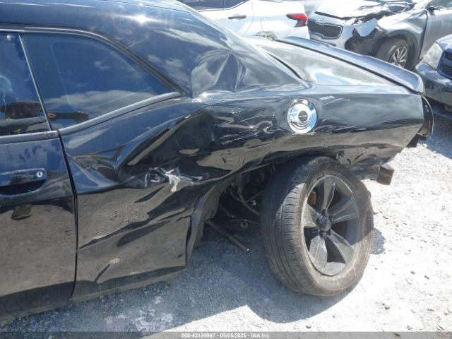2C3CDZAG7JH242349 Dodge Challenger Sxt
