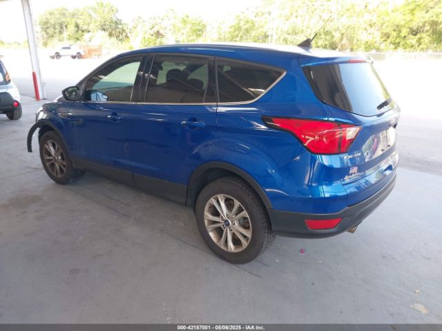 2019 FORD ESCAPE 1FMCU0GD9KUB84873 Photo 2
