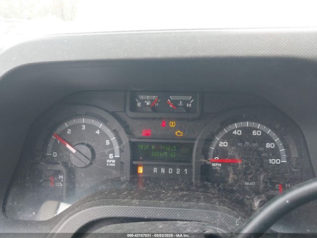 1FBNE3BL4EDA97935 Ford E-350 Super Duty Xlt