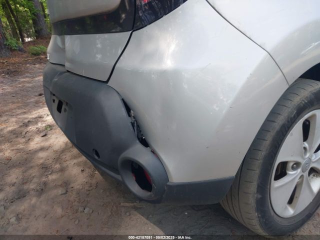 KNDJN2A28G7876558 KIA Soul