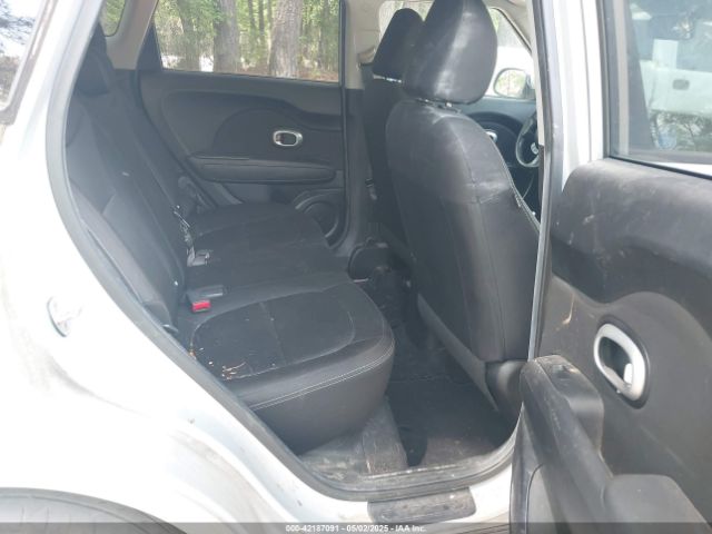 KNDJN2A28G7876558 KIA Soul