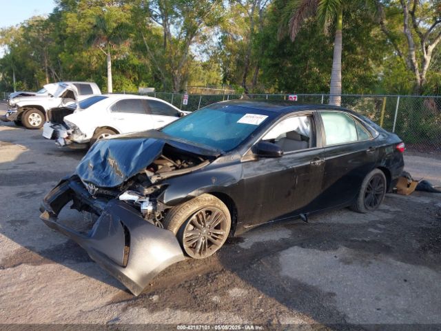 4T1BF1FKXFU947775 Toyota CAMRY SE