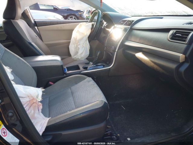 4T1BF1FKXFU947775 Toyota CAMRY SE