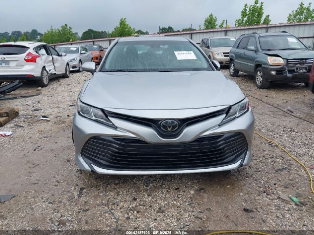 4T1B11HK5JU056958 Toyota CAMRY LE