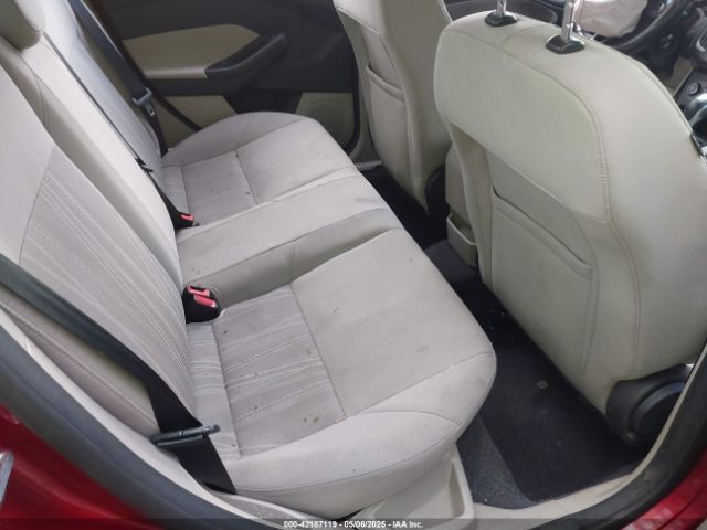 1FADP3F20FL292883 Ford FOCUS SE
