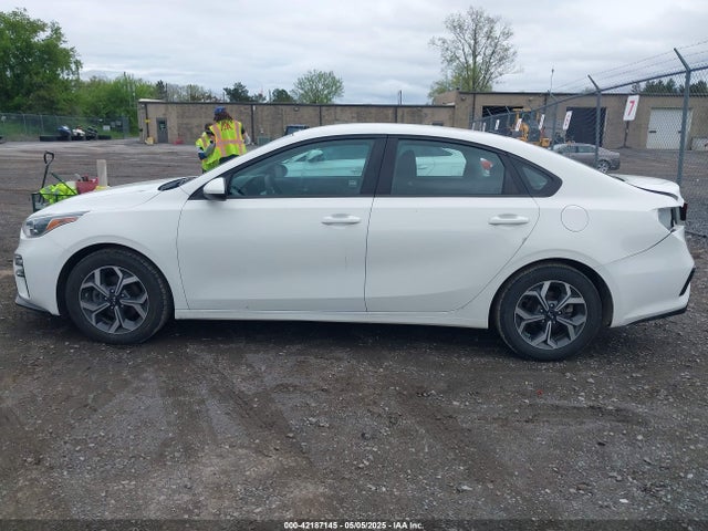 3KPF24ADXLE245073 KIA Forte Lxs