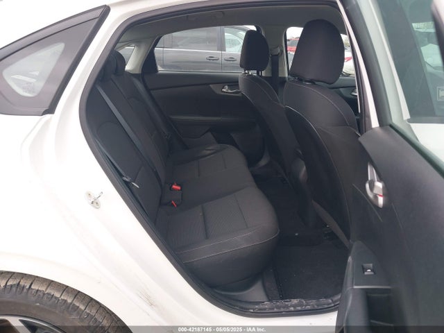 3KPF24ADXLE245073 KIA Forte Lxs