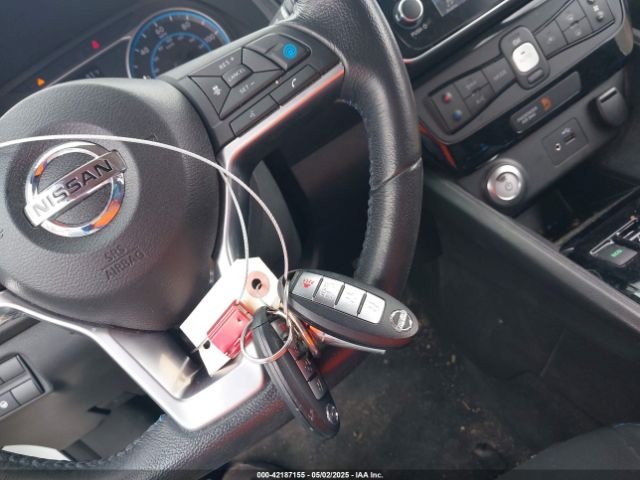 1N4AZ1CP7JC314646 Nissan LEAF SV