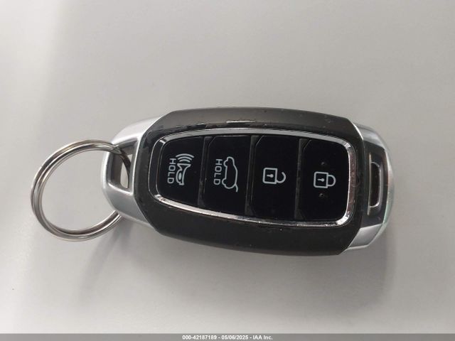 KM8K2CAA9JU145684 Hyundai Kona Sel