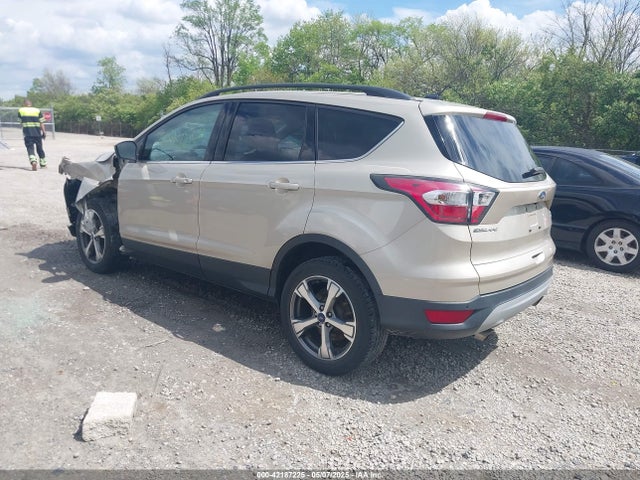1FMCU0GD7HUB27502 Ford ESCAPE SE