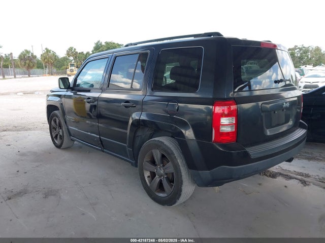 1C4NJPFAXFD377089 Jeep Patriot High Altitude Edition