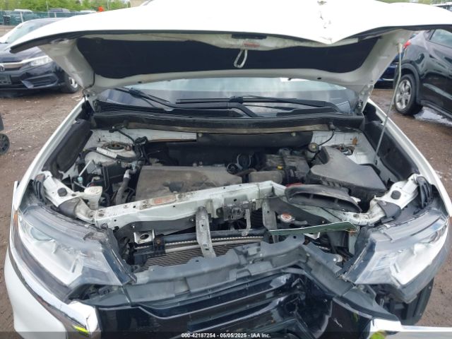 JA4AZ3A35GZ017297 Mitsubishi Outlander Se
