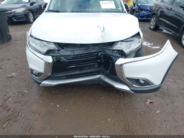 JA4AZ3A35GZ017297 Mitsubishi Outlander Se