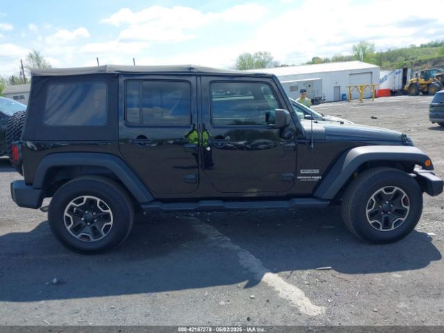 1C4BJWDG9JL816592 Jeep Wrangler Jk Unlimited Sport S 4x4