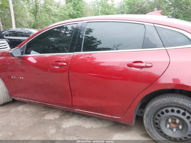 1G1ZD5ST0JF139388 Chevrolet MALIBU LT