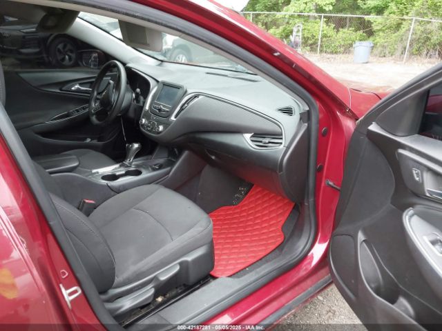 1G1ZD5ST0JF139388 Chevrolet MALIBU LT