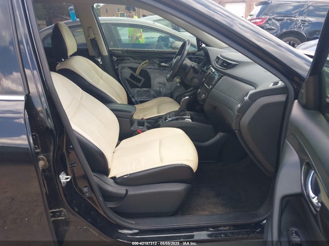 JN8AT2MT0KW505181 Nissan Rogue