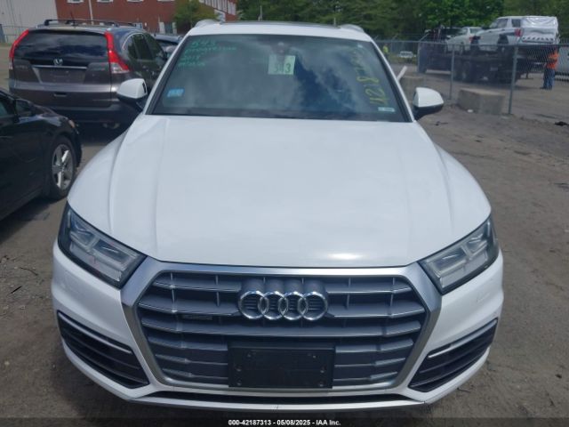 WA1BNAFY7J2211340 Audi Q5 2.0t Premium/2.0t Tech Premium