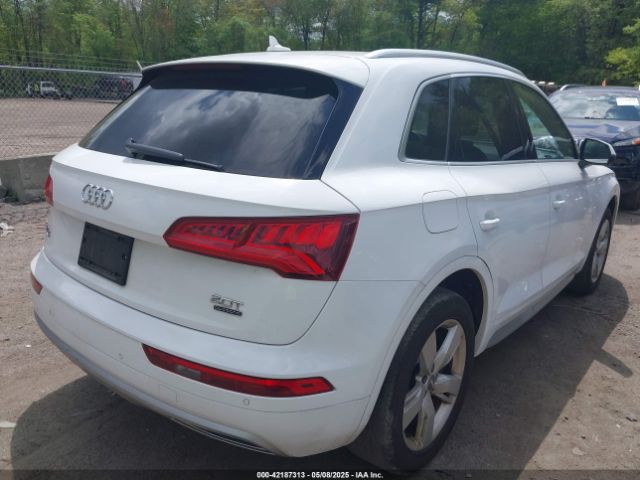 WA1BNAFY7J2211340 Audi Q5 2.0t Premium/2.0t Tech Premium