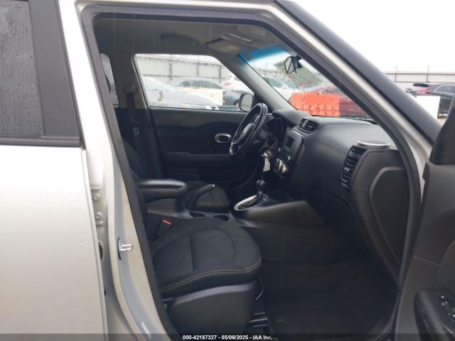 KNDJP3A50F7770369 KIA SOUL +