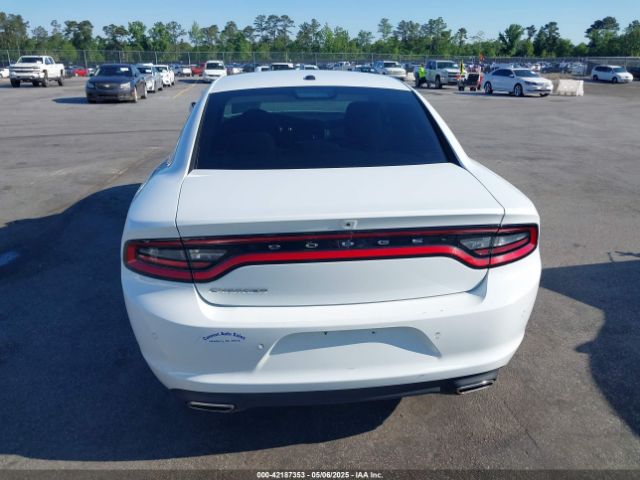 2C3CDXBG7NH157102 Dodge Charger Sxt Rwd