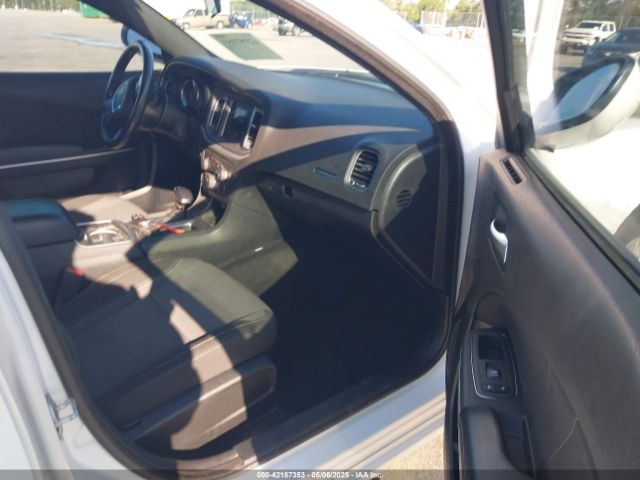2C3CDXBG7NH157102 Dodge Charger Sxt Rwd