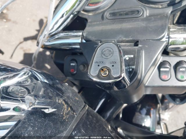 2013 HARLEY-DAVIDSON FLTRU 1HD1KGM15DB623245 Photo 10