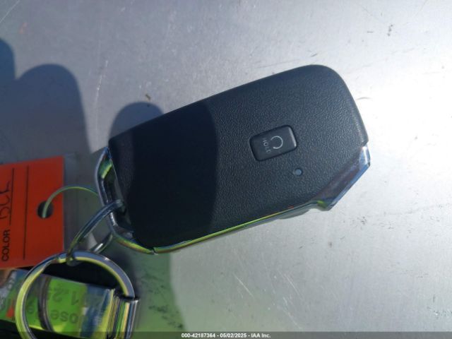 KNDERCAA5M7207873 KIA SELTOS EX