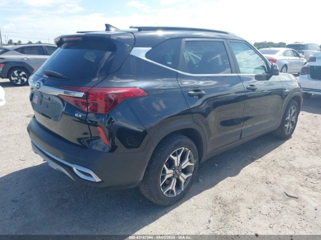 KNDERCAA5M7207873 KIA SELTOS EX
