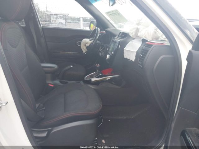 KNDJP3A56E7021882 KIA SOUL +