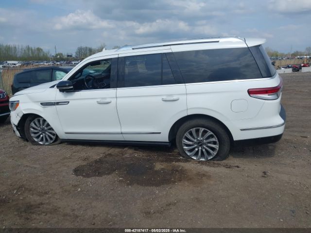 5LMJJ2NGXPEL12884 Lincoln Navigator Standard