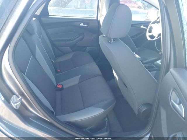 1FADP3K26EL232806 Ford FOCUS SE