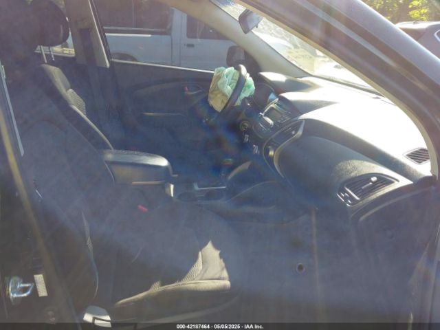 KM8JT3AF4FU112362 Hyundai TUCSON GLS