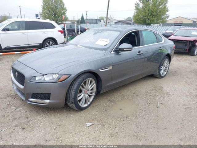 2017 JAGUAR XF SAJBK4BV4HCY27207 Photo 1