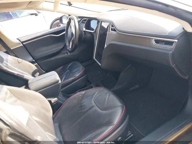 2013 TESLA MODEL S 5YJSA1CP1DFP25778 Photo 4
