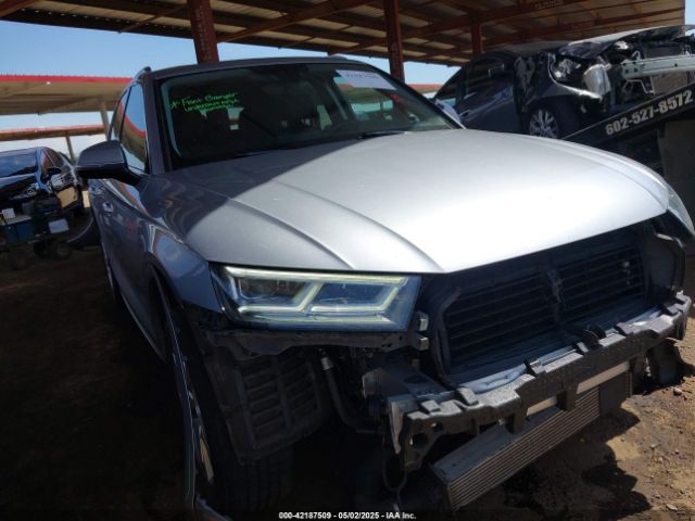 WA1BNAFY9J2055656 Audi Q5 2.0t Premium/2.0t Tech Premium