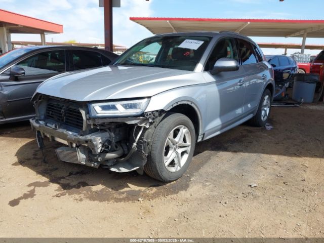 WA1BNAFY9J2055656 Audi Q5 2.0t Premium/2.0t Tech Premium