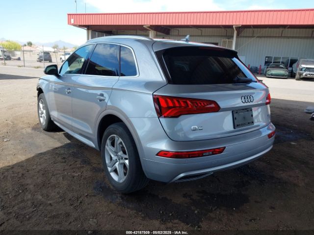 WA1BNAFY9J2055656 Audi Q5 2.0t Premium/2.0t Tech Premium