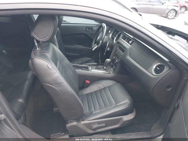 1ZVBP8AM7E5287185 Ford Mustang V6
