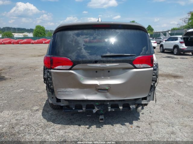2C4RC1BG5HR822082 Chrysler Pacifica Touring Plus