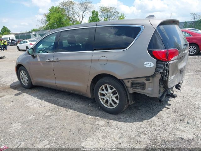 2C4RC1BG5HR822082 Chrysler Pacifica Touring Plus