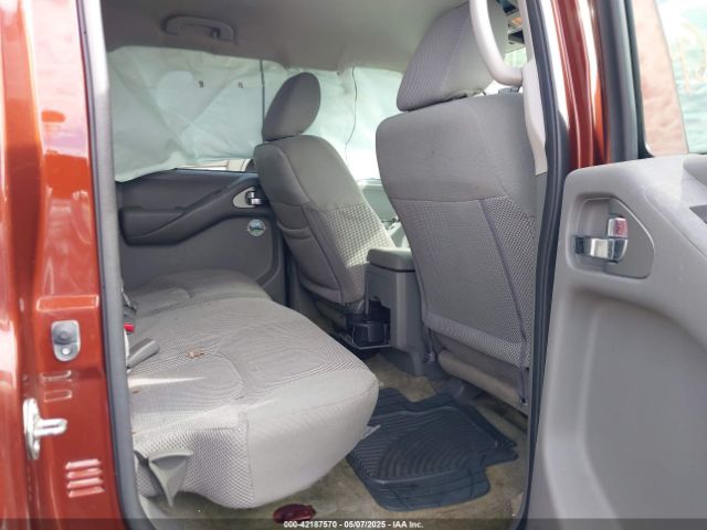 1N6AD0EV9HN702035 Nissan Frontier Sv