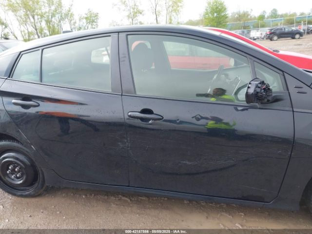 JTDKBRFU6H3547186 Toyota Prius Two