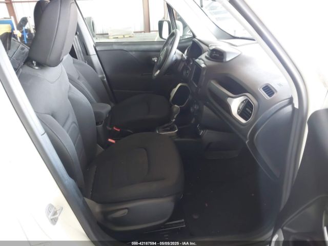 ZACCJABB8JPH02545 Jeep Renegade Latitude Fwd