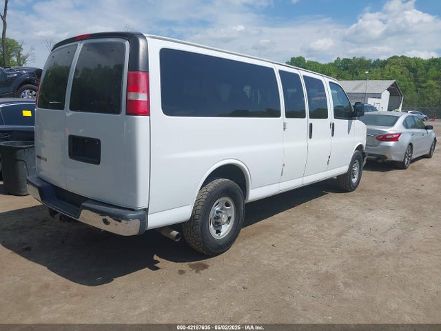 1GAZGPFF0H1263692 Chevrolet Express 3500 Lt