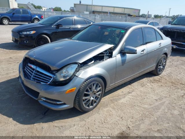 2012 MERCEDES-BENZ C 300 WDDGF8BB9CR197914 Photo 1