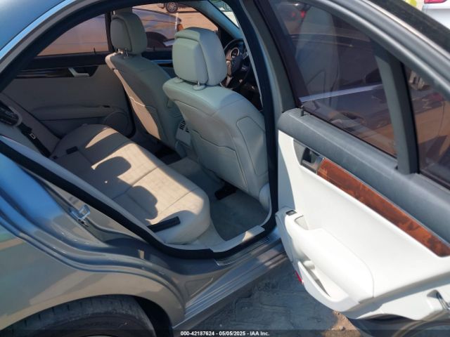 2012 MERCEDES-BENZ C 300 WDDGF8BB9CR197914 Photo 7