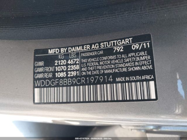 2012 MERCEDES-BENZ C 300 WDDGF8BB9CR197914 Photo 8