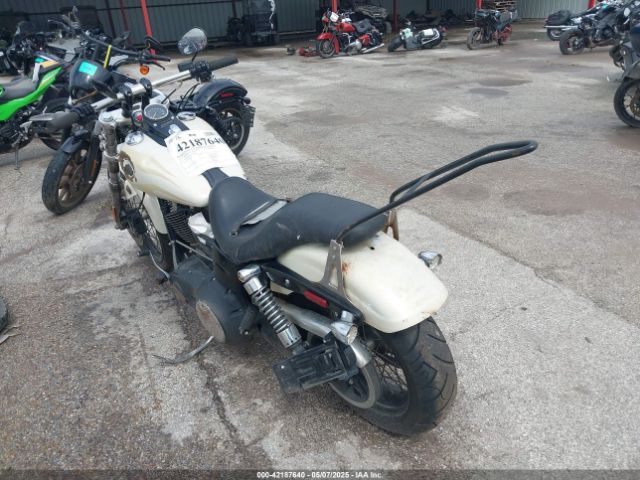 2015 HARLEY-DAVIDSON FXDWG 1HD1GPM14FC326157 Photo 2