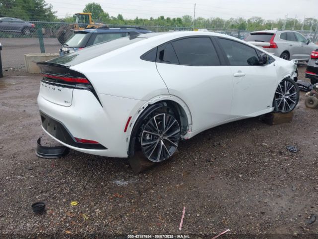 JTDADABU5R3023087 Toyota Prius Limited Awd-e